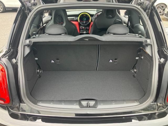 BMW MINI 2019 Image 31