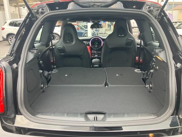 BMW MINI 2019 Image 31