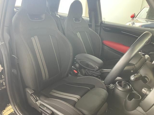 BMW MINI 2019 Image 31