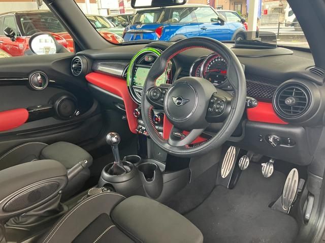 BMW MINI 2019 Image 31