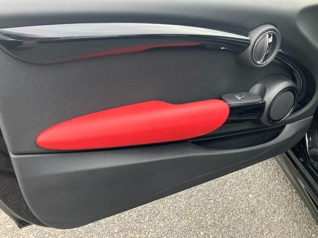 BMW MINI 2019 Image 31