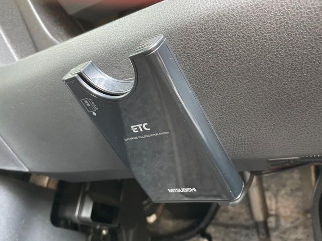 NISSAN NOTE 2012 Image 31