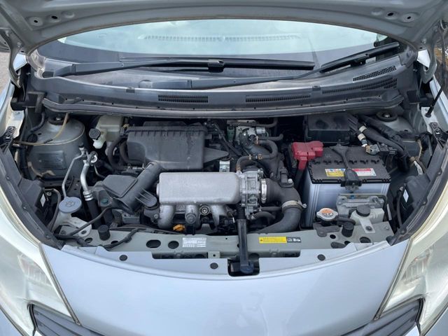 NISSAN NOTE 2012 Image 31