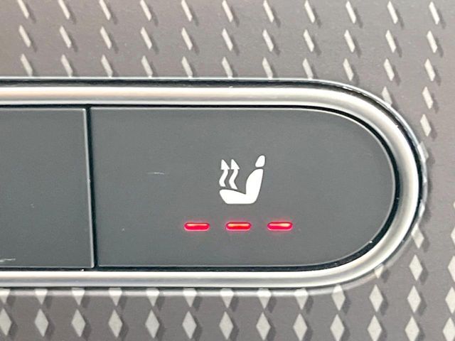 MERCEDES BENZ GLB 2022 Image 31