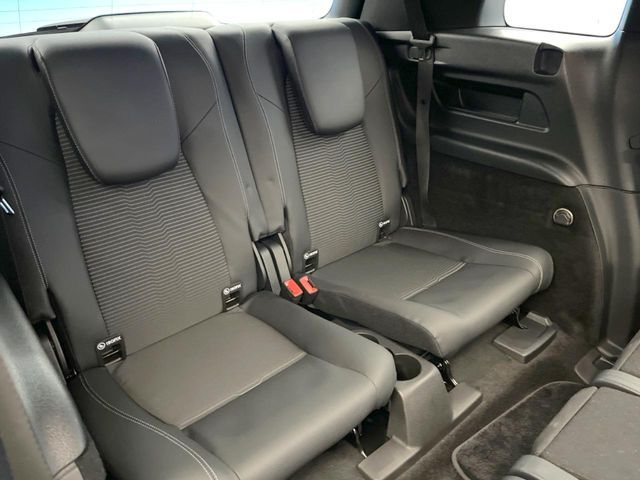 MERCEDES BENZ GLB 2022 Image 31