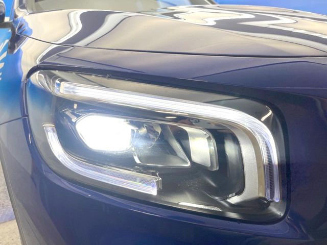 MERCEDES BENZ GLB 2022 Image 31