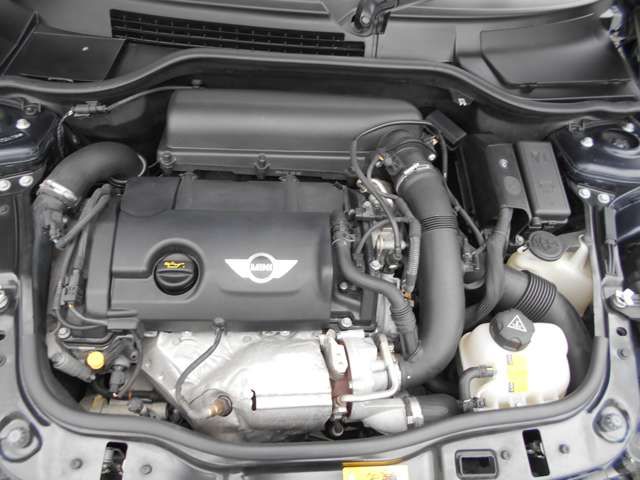 BMW MINI COOPER S 2014 Image 31