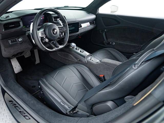 MASERATI MC20 2022 Image 31