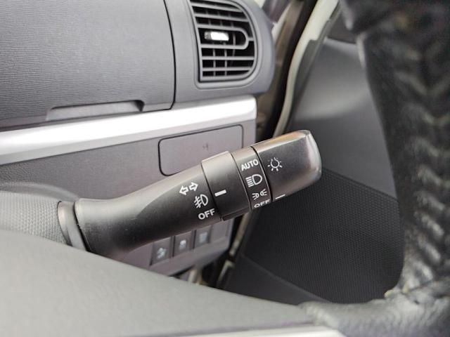 DAIHATSU TANTO CUSTOM 2013 Image 31