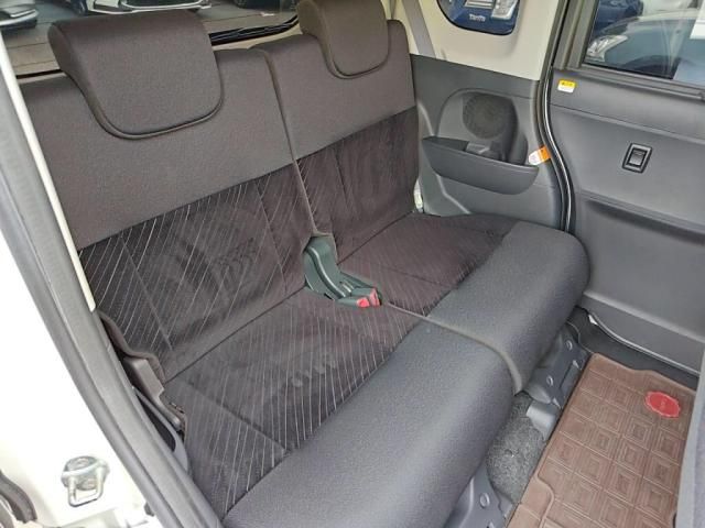 DAIHATSU TANTO CUSTOM 2013 Image 31