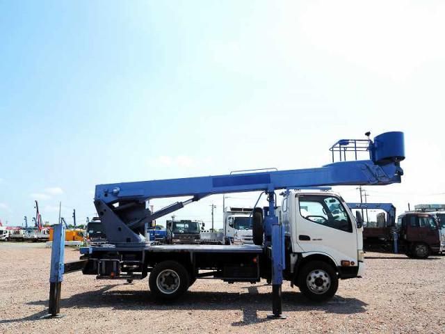 HINO DUTRO 2012 Image 31