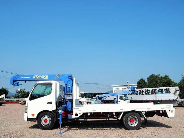 HINO DUTRO 2012 Image 31