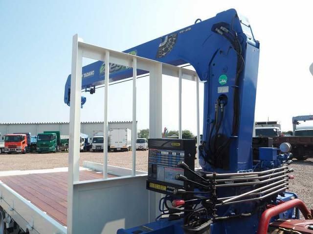 HINO DUTRO 2012 Image 31