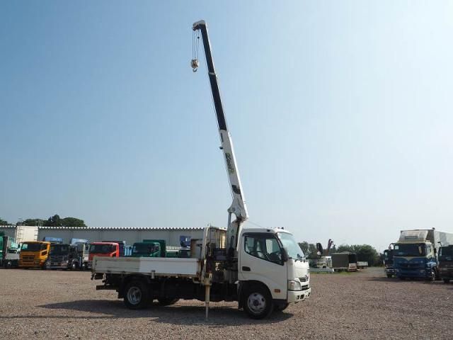 HINO DUTRO 2015 Image 31