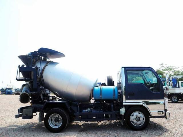 ISUZU ELF 2018 Image 31