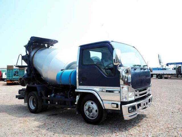 ISUZU ELF 2018 Image 31