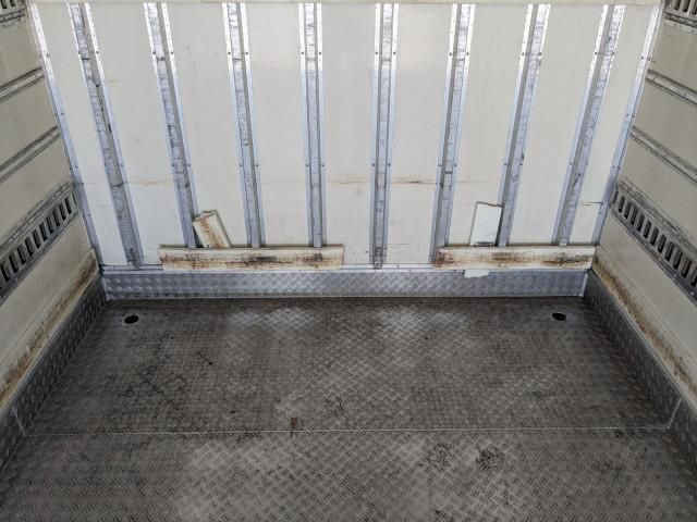 ISUZU ELF 2016 Image 31