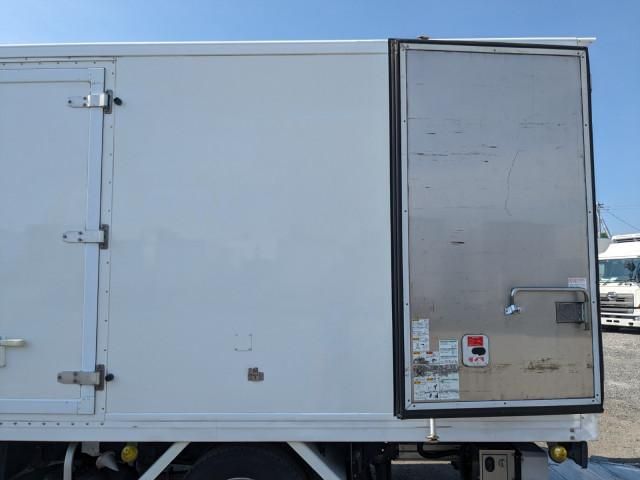 ISUZU ELF 2016 Image 31