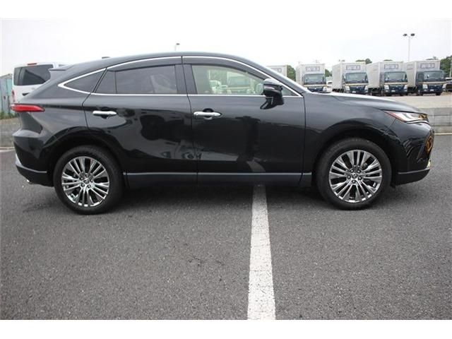 TOYOTA HARRIER HYBRID 2021 Image 31