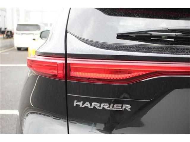 TOYOTA HARRIER HYBRID 2021 Image 31