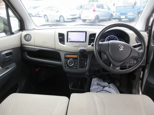 SUZUKI WAGON R 2014 Image 31