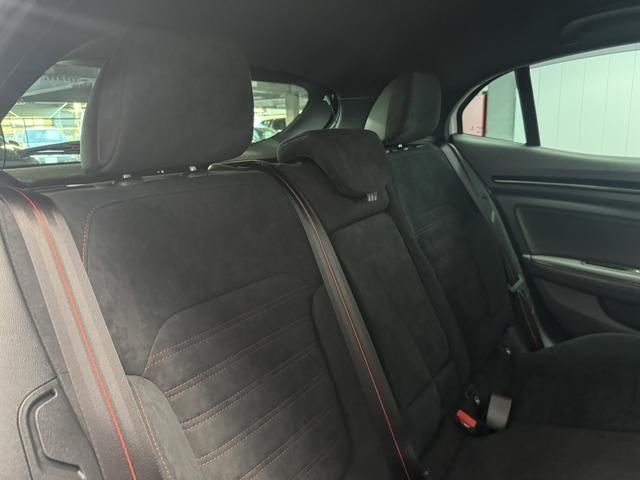 RENAULT MEGANE HATCH 2022 Image 31