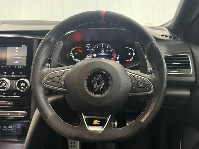 RENAULT MEGANE HATCH 2022 Image 31