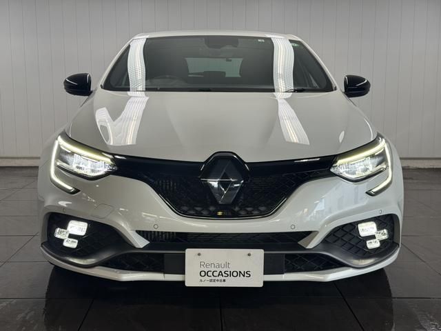 RENAULT MEGANE HATCH 2022 Image 31