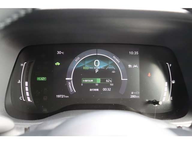 TOYOTA SIENTA HYBRID 2024 Image 31