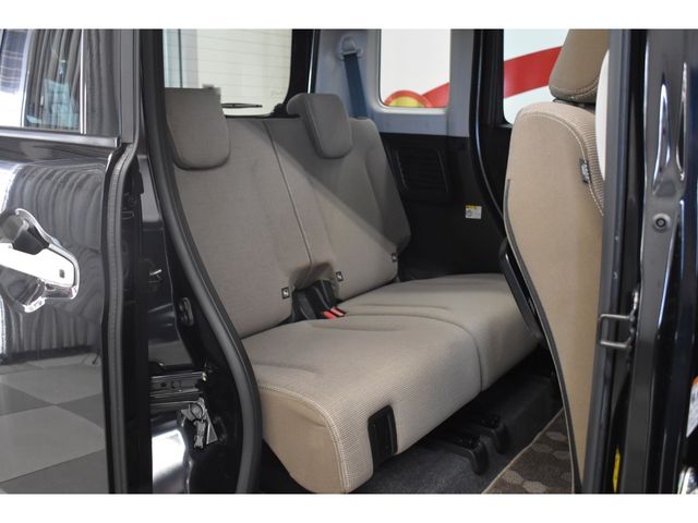 SUZUKI SPACIA GEAR 4WD 2022 Image 31