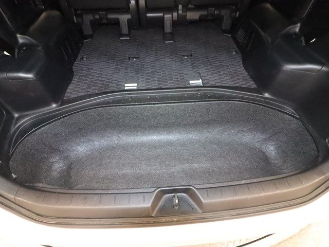 TOYOTA VOXY 2012 Image 31