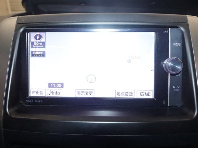 TOYOTA VOXY 2012 Image 31