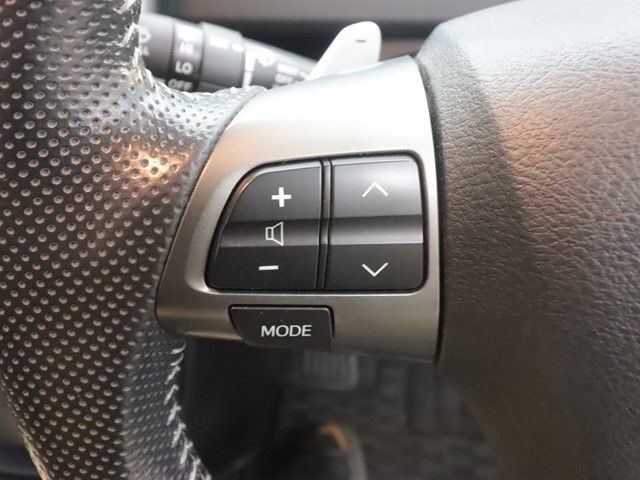 TOYOTA VOXY 2012 Image 31