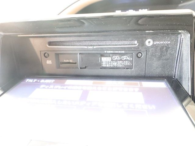 TOYOTA NOAH 2014 Image 31