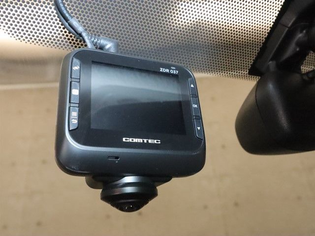 TOYOTA NOAH 2014 Image 31