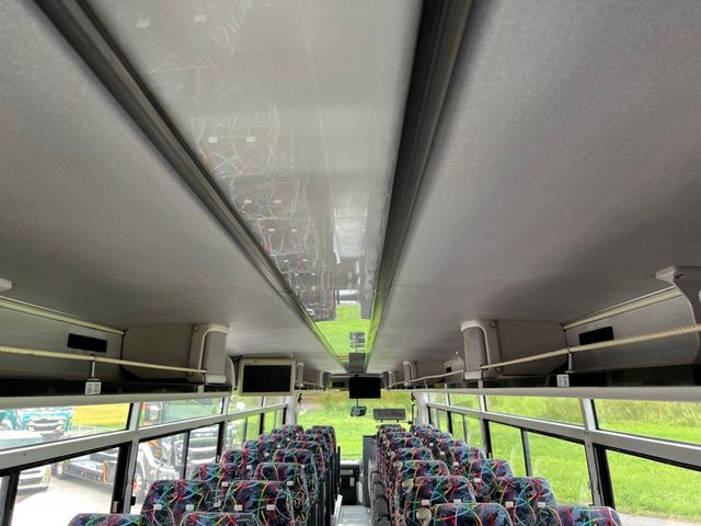 NISSAN DIESEL SPACE RUNNER 2006 Image 31