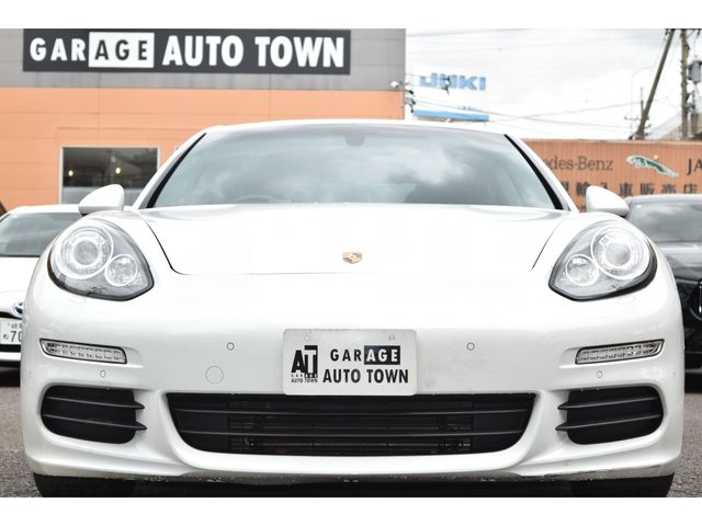 PORSCHE PANAMERA 2014 Image 31