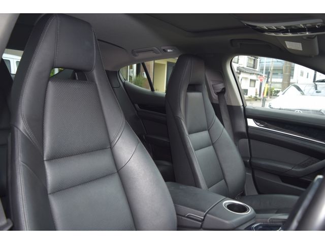 PORSCHE PANAMERA 2014 Image 31