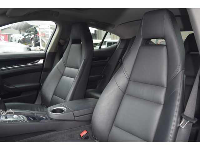 PORSCHE PANAMERA 2014 Image 31