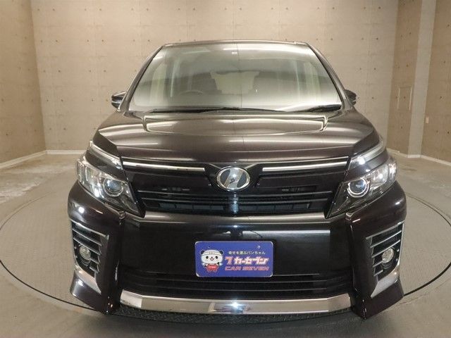 TOYOTA VOXY 2014 Image 31