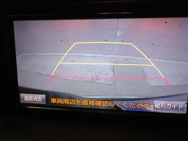 TOYOTA VOXY 2014 Image 31