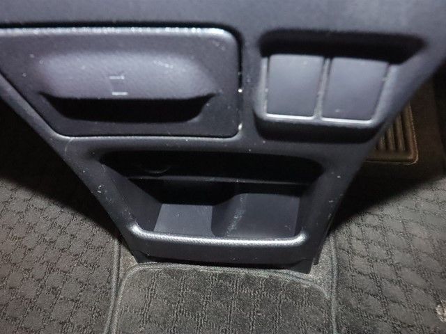 TOYOTA VOXY 2014 Image 31