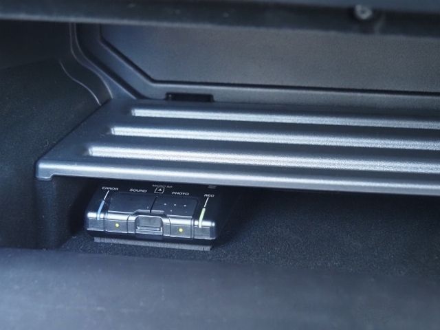 TOYOTA LEXUS RC300H 2020 Image 31