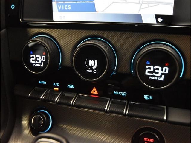 JAGUAR F TYPE COUPE 2017 Image 31