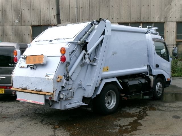 HINO DUTRO 2013 Image 31