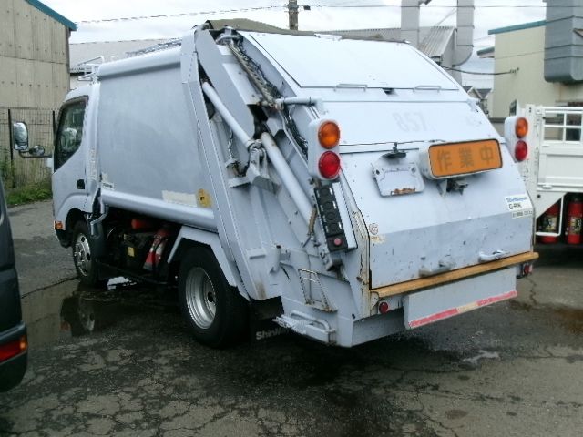 HINO DUTRO 2013 Image 31