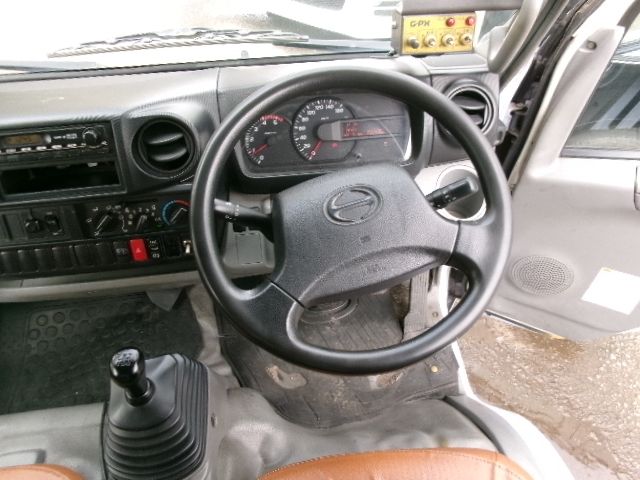 HINO DUTRO 2013 Image 31