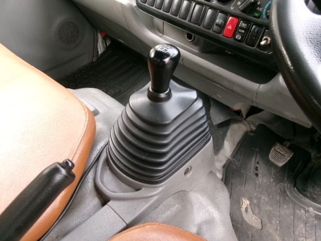 HINO DUTRO 2013 Image 31