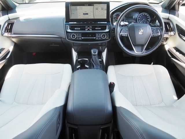 TOYOTA CROWN SEDAN HYBRID 2021 Image 31