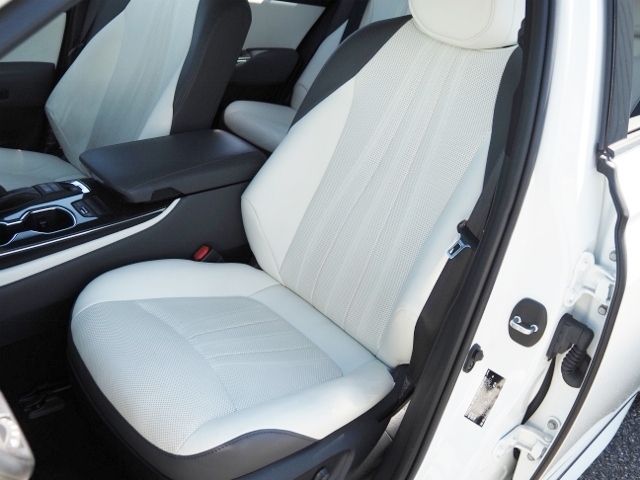 TOYOTA CROWN SEDAN HYBRID 2021 Image 31